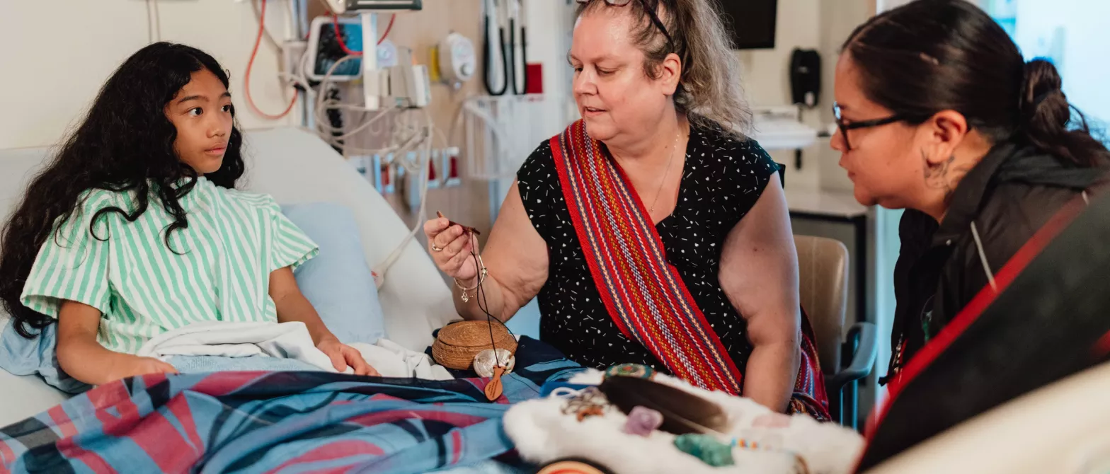 Indigenous Patient Navigators with a child patient